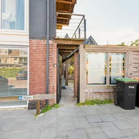 Wasser - Modern House